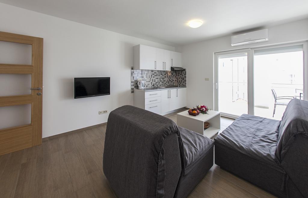 Apartments Villa Klara 巴什卡沃达 外观 照片